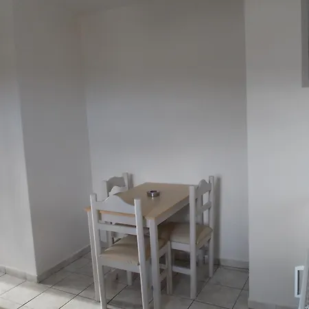 Achilleas Aparthotel